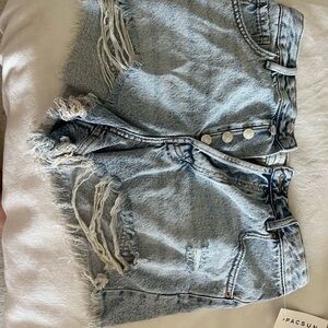 Size 29 light washed jean shorts PacSun new with tags